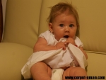 Bebelus la 6 luni – dezvoltarea psihomotorie a copilului de 6 luni
